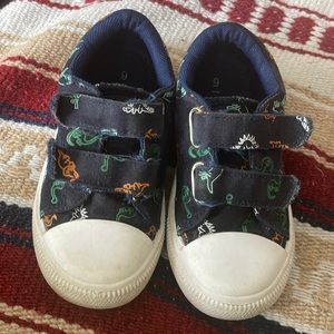 Dinosaur toddler shoe